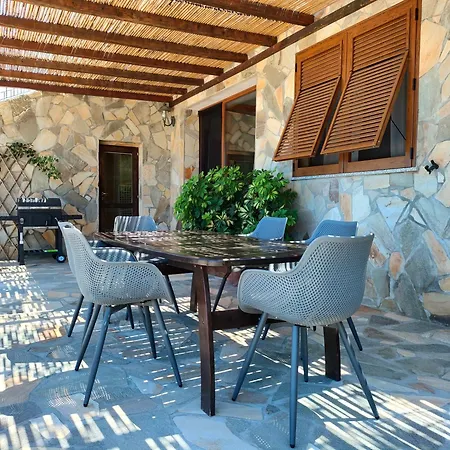 Casa Del Duca פורטופראיו